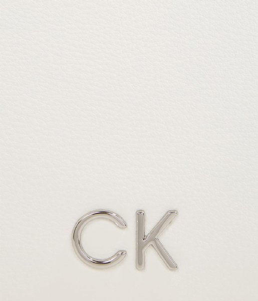 Calvin Klein  Ck Daily Saddle Bag Bright White (Yaf)