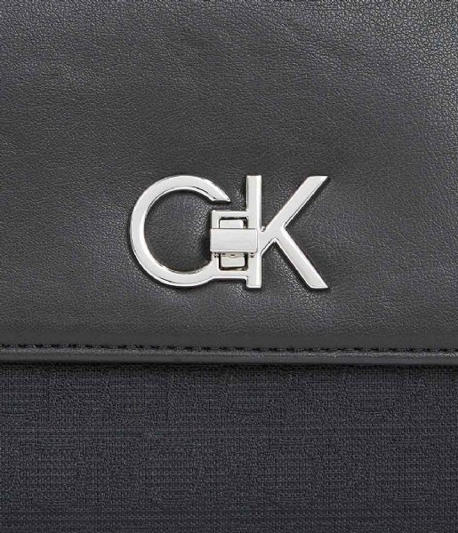 Calvin Klein  Re-Lock Conv Shoulder Black Jacquard Mono (0Gk)