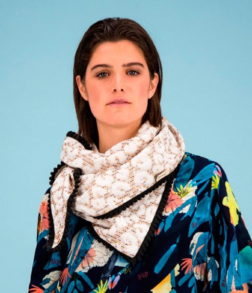 POM Amsterdam Sjaal Shawl Leopard Shimmer Ecru Ecru POM Amsterdam Sjaal Shawl Leopard Shimmer Ecru Ecru