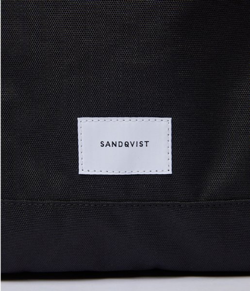 Sandqvist Dagrugzak Roger 15 Inch black with black leather (1383) Sandqvist Dagrugzak Roger 15 Inch black with black leather (1383)