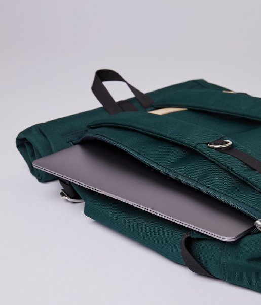 Sandqvist Dagrugzak Ilon 13 Inch Dark Green with Natural Leather (SQA1563) Q3-20 Sandqvist Dagrugzak Ilon 13 Inch Dark Green with Natural Leather (SQA1563) Q3-20