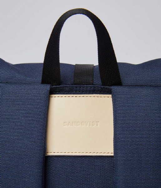 Sandqvist Dagrugzak Ilon 13 Inch Navy (SQA1498) Q3-20 Sandqvist Dagrugzak Ilon 13 Inch Navy (SQA1498) Q3-20