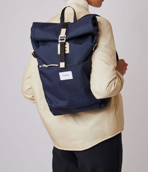 Sandqvist Dagrugzak Ilon 13 Inch Navy (SQA1498) Q3-20 Sandqvist Dagrugzak Ilon 13 Inch Navy (SQA1498) Q3-20