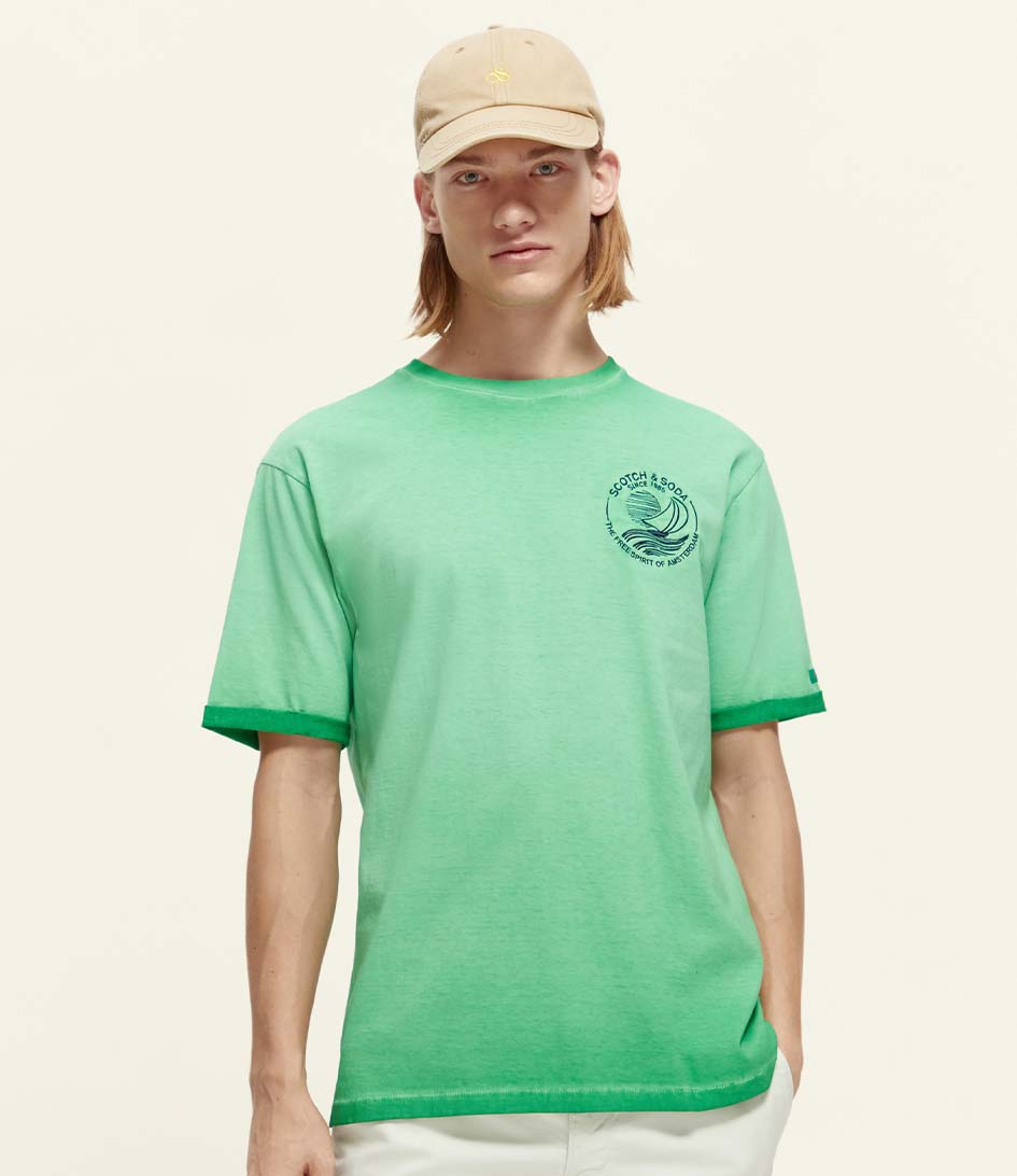 Joseph Banks Kent Ubarmhjertig Scotch and Soda T shirt Cold Dye Tee With Chest Artwork Amazon Green (5612)  | The Little Green Bag