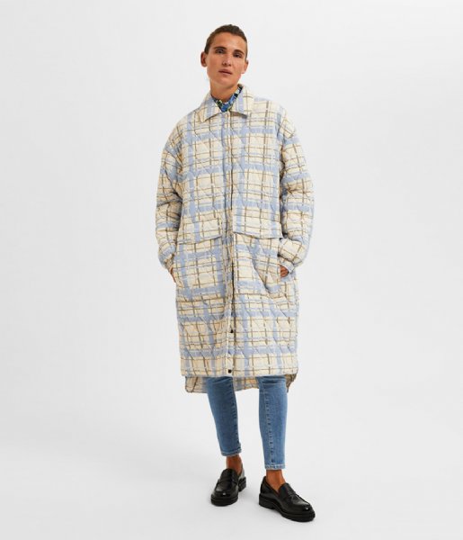 Selected Femme  Mia Quilted Coat Sandshell AOP Check(#D8CCBB)