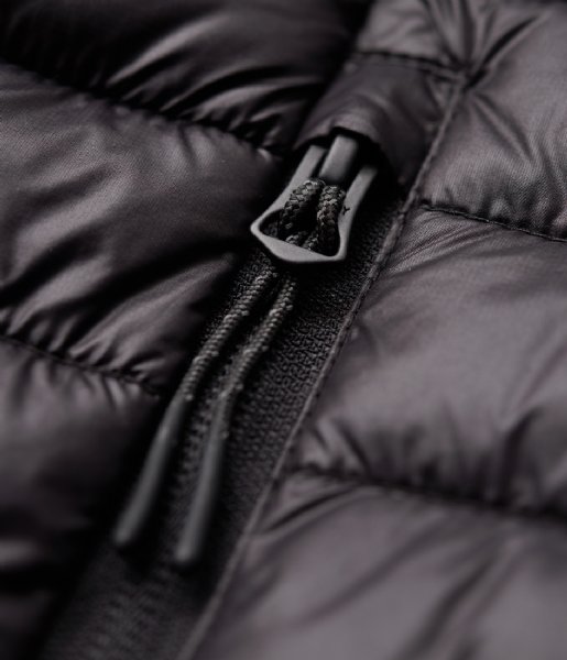 Superdry  Code Tech Core Jacket Black (02A)