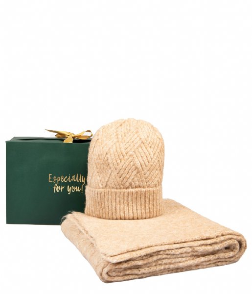 The Little Green Bag  Giftbox Cozy Women Beanie and Scarf Camel (370)