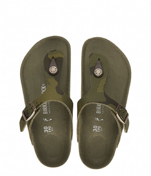 Birkenstock Slippers Gizeh Kids narrow Birko-Flor Desert soil green Birkenstock Slippers Gizeh Kids narrow Birko-Flor Desert soil green