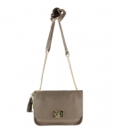 Loulou Essentiels Schoudertassen Bag Chain Beau Veau Beige loulou essentiels kopen in de aanbieding Loulou Essentiels Schoudertassen Bag Chain Beau Veau Beige loulou essentiels kopen in de aanbieding