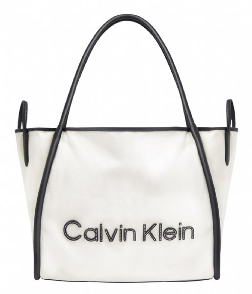 Calvin Klein  Calvin Resort Carry Sand (VHB)