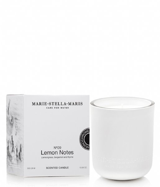 Marie-Stella-Maris  Scented Candle Lemon Notes 300 gr No.09 Lemon Notes (05)