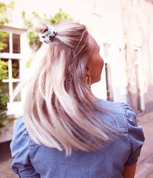 My Jewellery Haaraccessoire Scrunchie Gestipt zwart (1100) My Jewellery Haaraccessoire Scrunchie Gestipt zwart (1100)