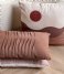 Present Time Poduszkę dekoracyjne Cushion Wave rectangular Chocolate Brown (PT3829DB)