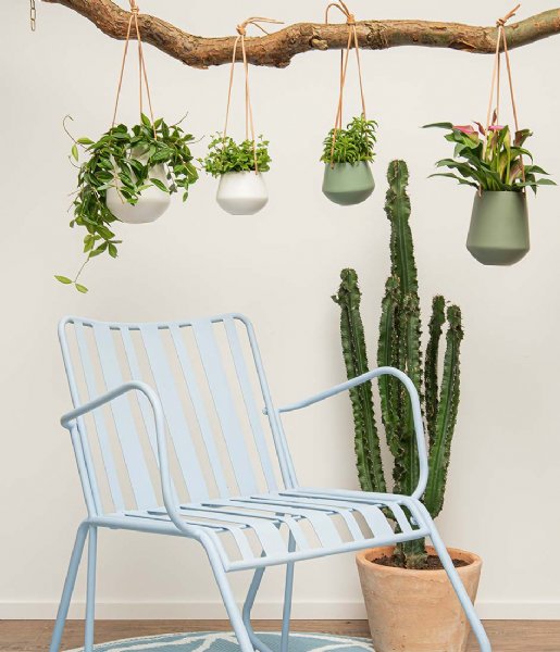 Present Time Bloempot Hanging pot Skittle ceramic small Leather cord matte white (PT2845WH) Present Time Bloempot Hanging pot Skittle ceramic small Leather cord matte white (PT2845WH)
