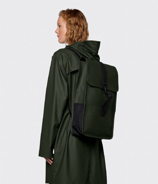 Rains Dagrugzak Backpack 15 Inch Green (03)