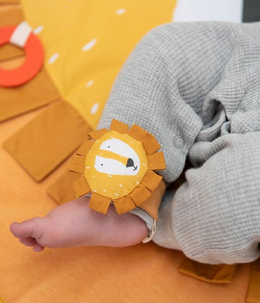 Trixie Baby Accessoire Wrist rattle - Mr. Lion Yellow Trixie Baby Accessoire Wrist rattle - Mr. Lion Yellow